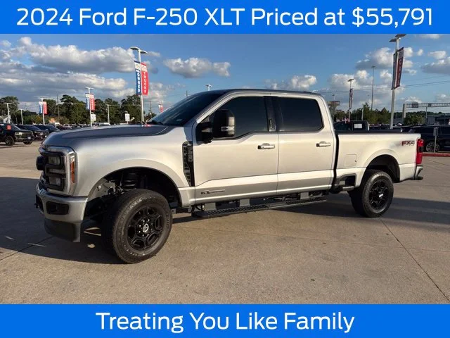 Used 2024 Iconic Silver Metallic Ford XLT image 1