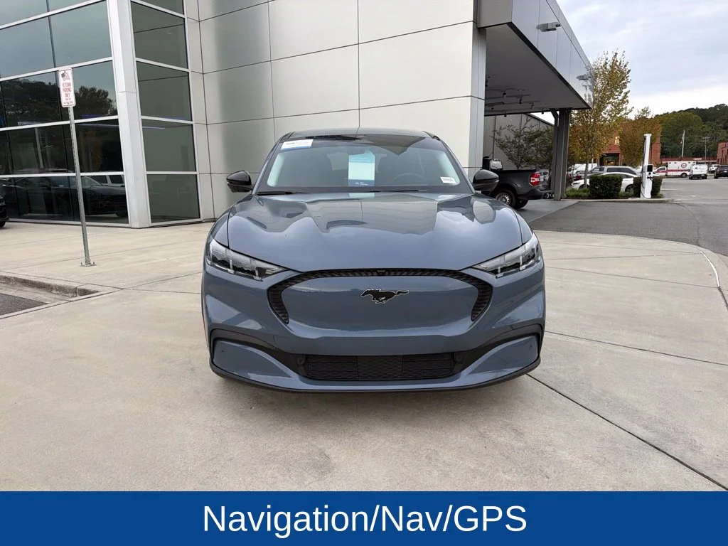 Used 2024 Vapor Blue Metallic Ford Select image 2