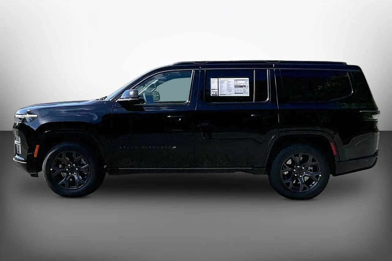 New 2026 High Gloss Black Jeep Limited Altitude image 5