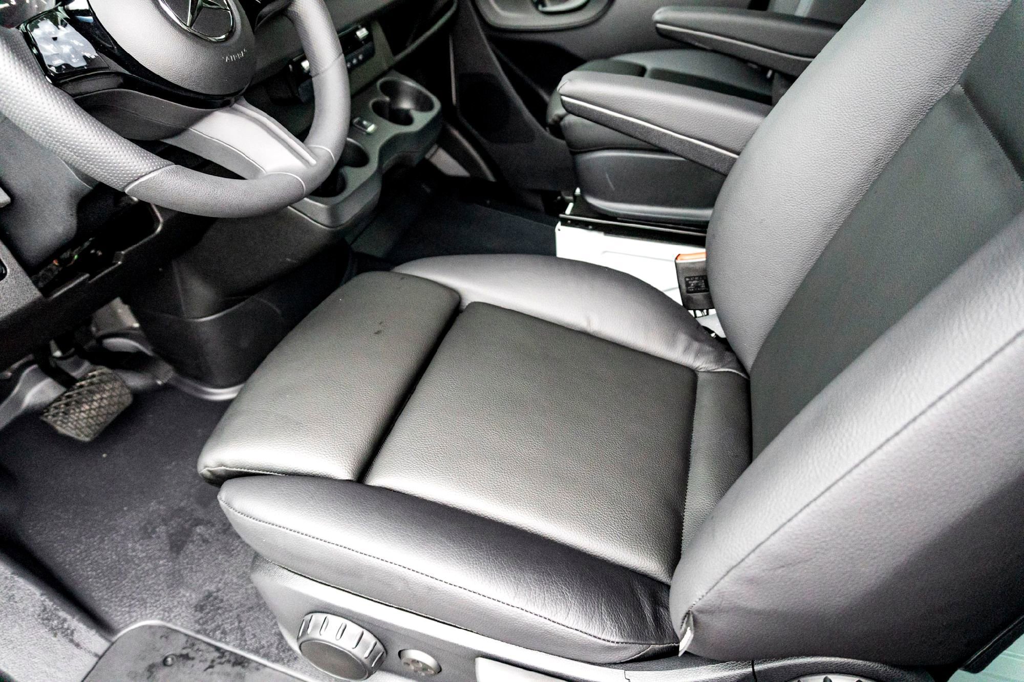 New 2026 Arctic White Mercedes-Benz Cargo 170 WB image 10