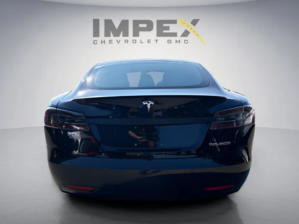 Used 2020  Tesla Performance image 4