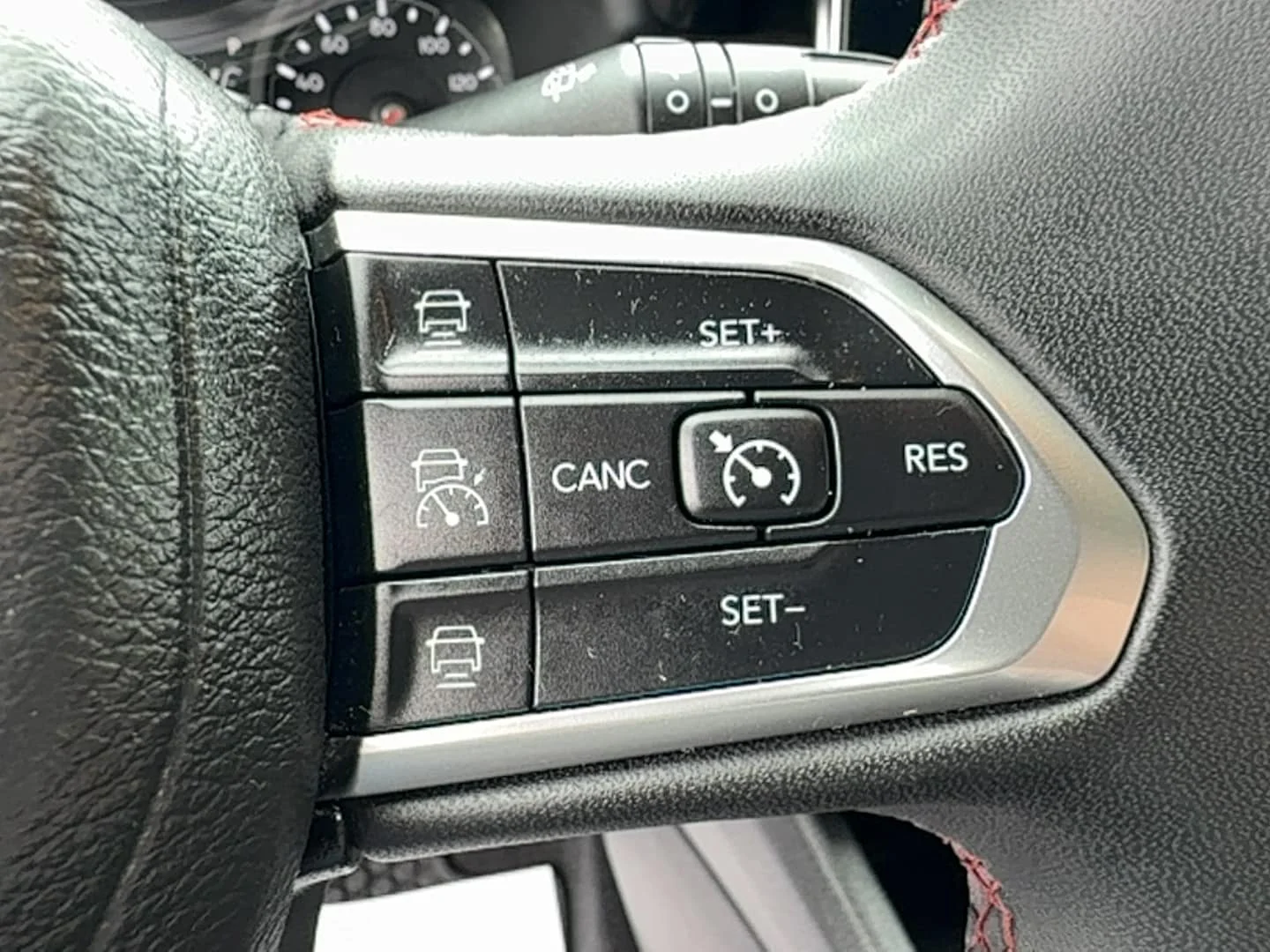 Used 2023 Bright White Clearcoat Jeep Trailhawk image 15
