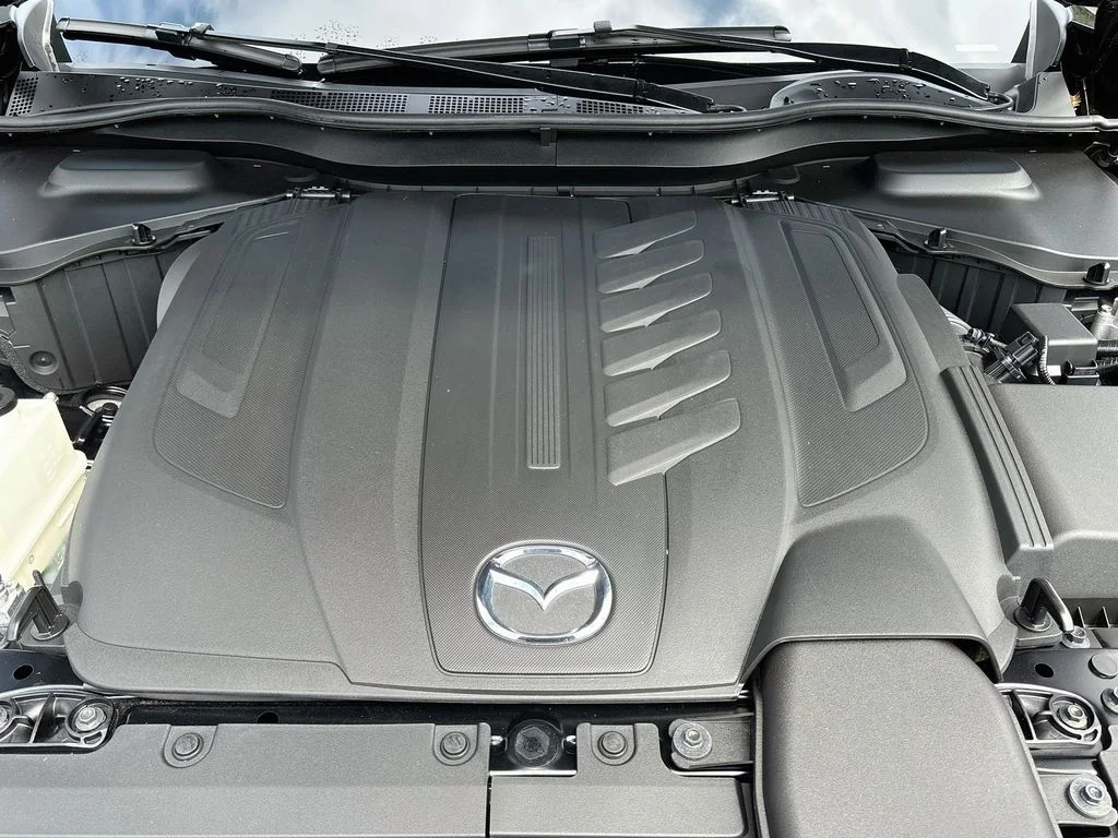 Certified Used 2025 Jet Black Mazda 3.3 Turbo Select image 30