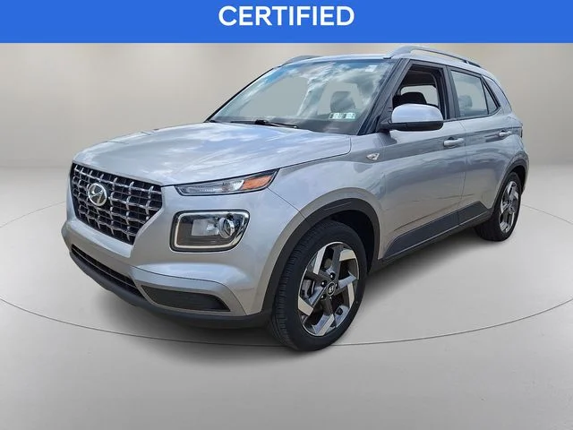 Used 2023 Silver Hyundai SEL image 5