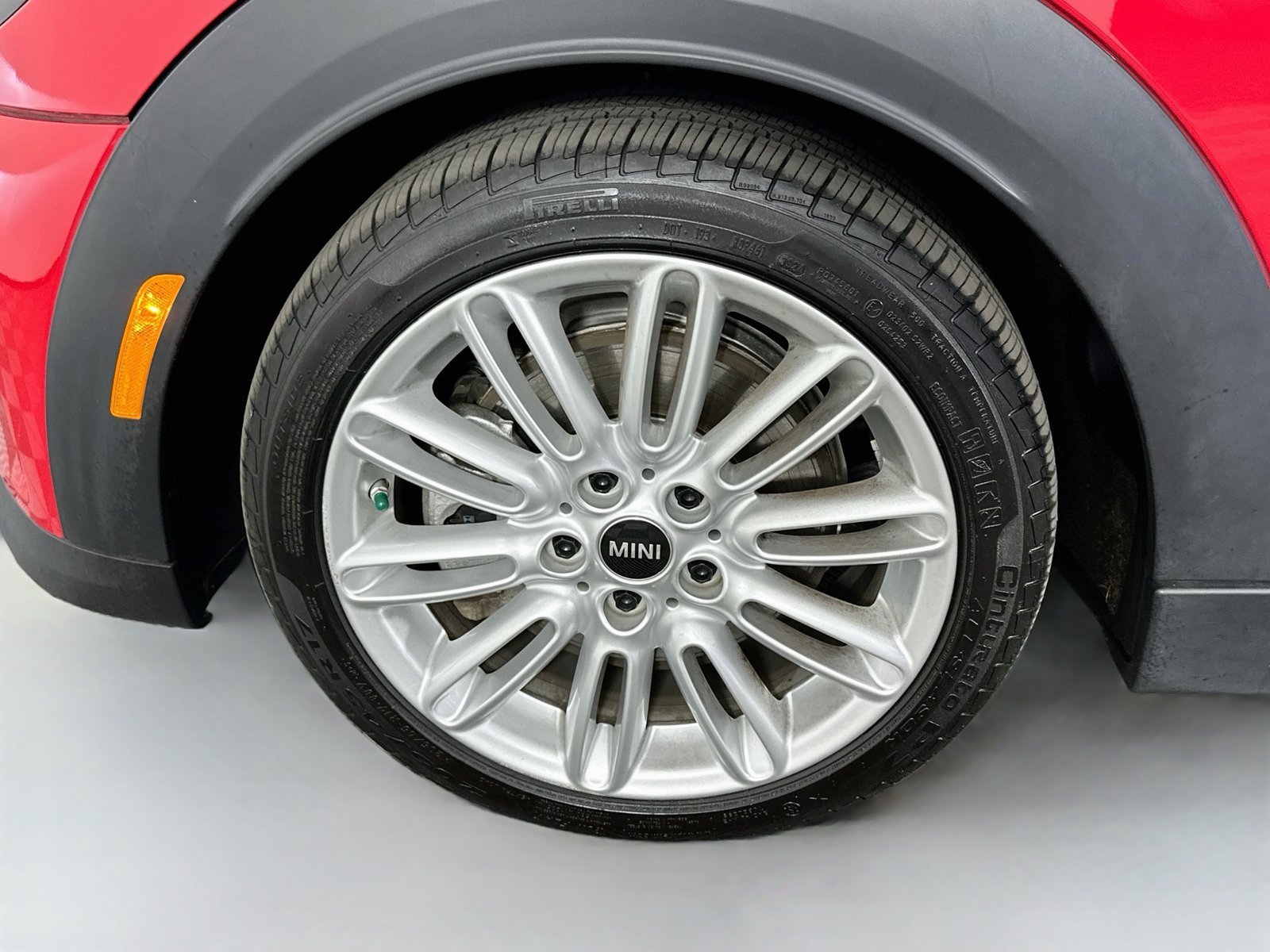 Used 2023 Chili Red MINI  image 31