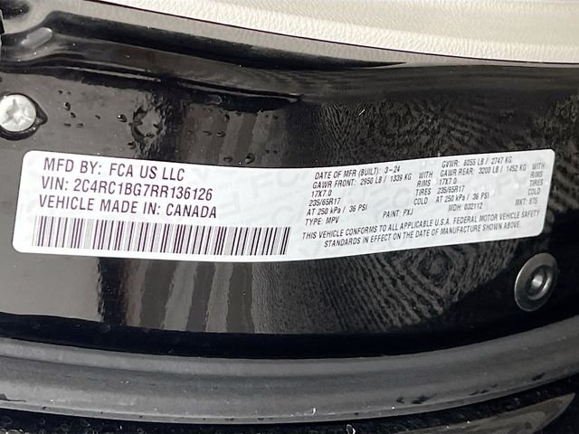 2024 Chrysler Pacifica Touring L - Photo 29
