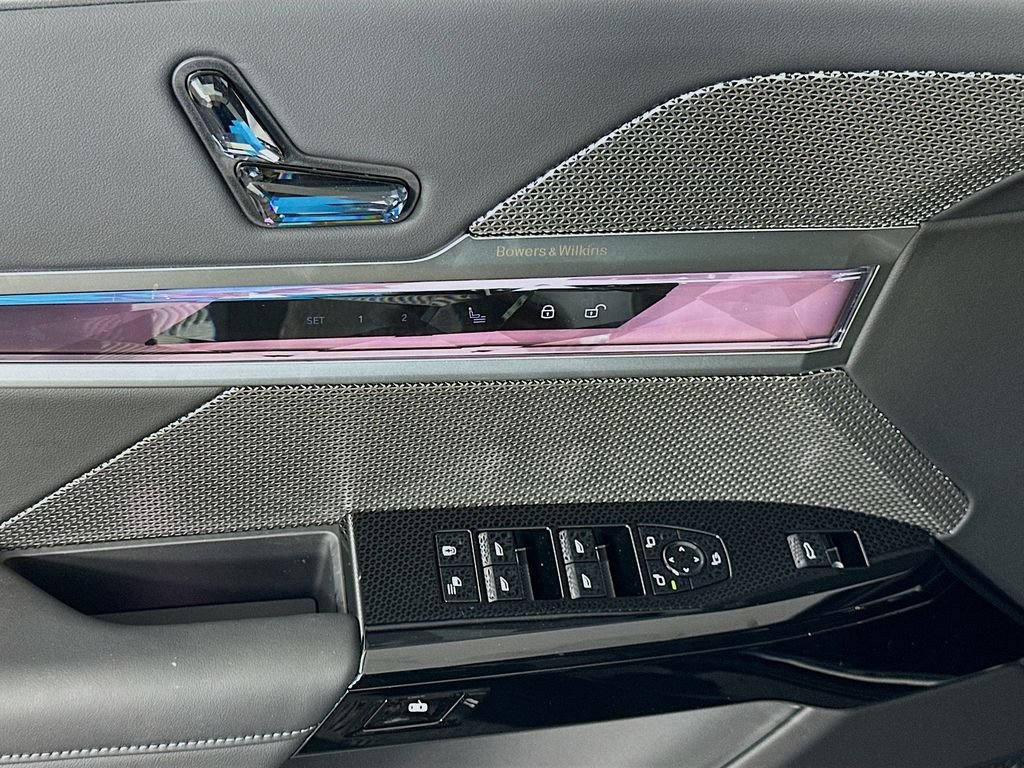 New 2026 Black Sapphire Metallic BMW 740i image 20