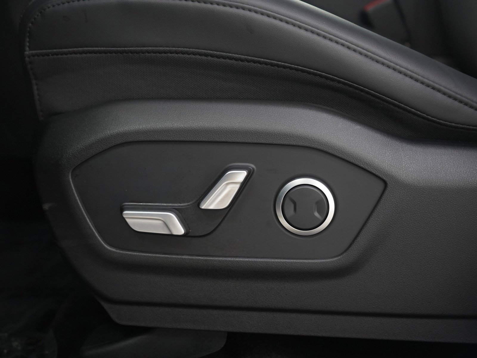 2026 Hyundai Santa Fe SEL - Photo 31