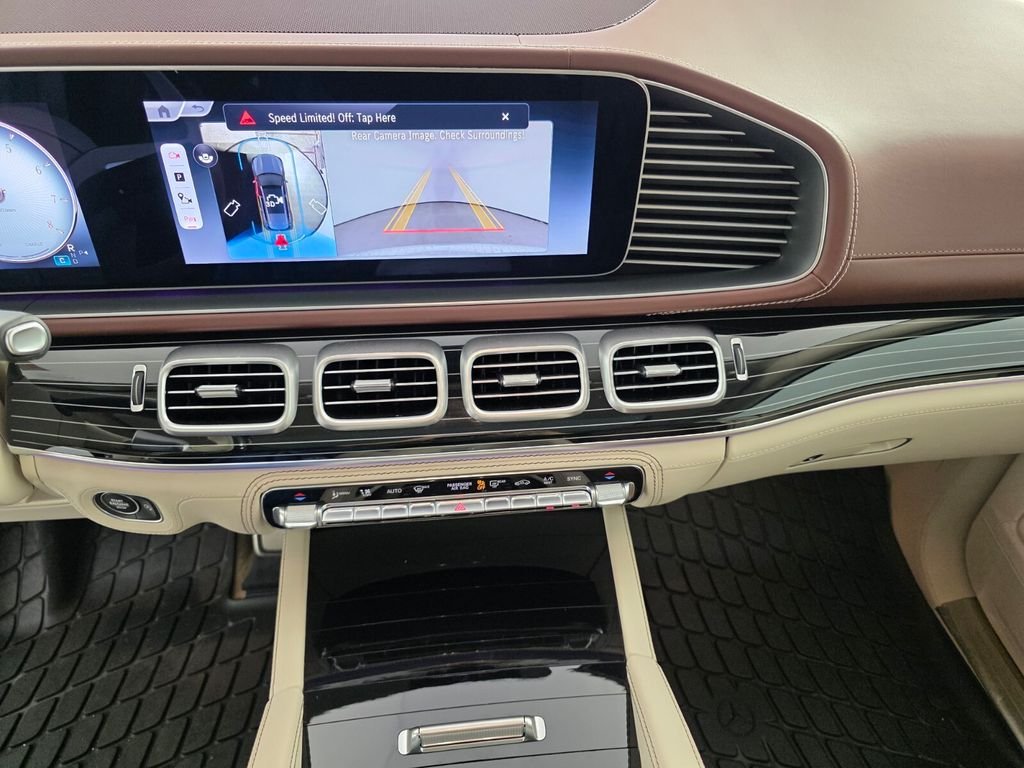 Certified Used 2025 Black Mercedes-Benz Maybach GLS 600 image 25