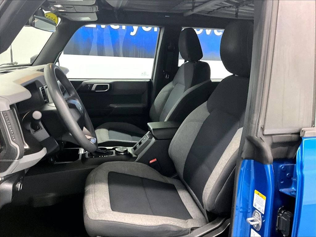 Used 2021 Blue Metallic Ford Base image 10