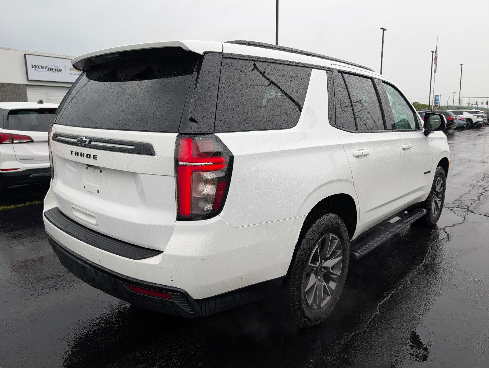 Used 2024 Summit White Chevrolet Z71 image 7