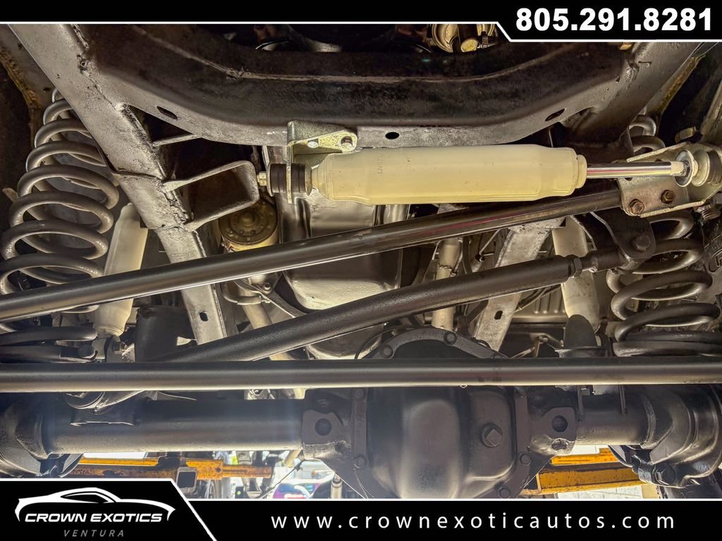 Used 1972  Ford 2dr Convertible image 45