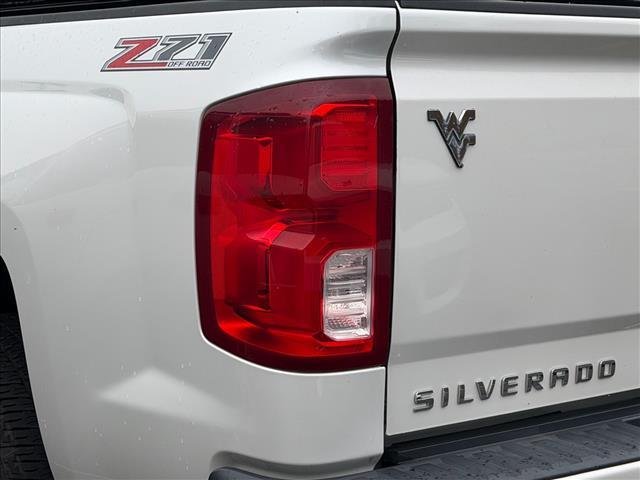 Used 2017 Iridescent Pearl Tricoat Chevrolet LTZ image 23