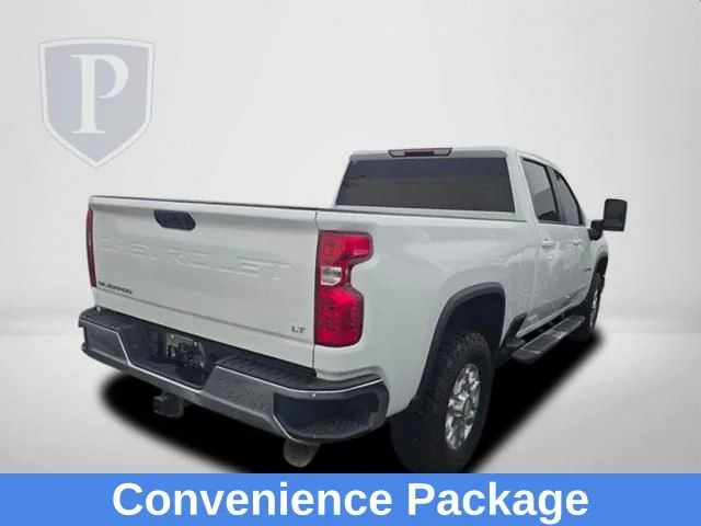 Used 2024 White Chevrolet LT image 4