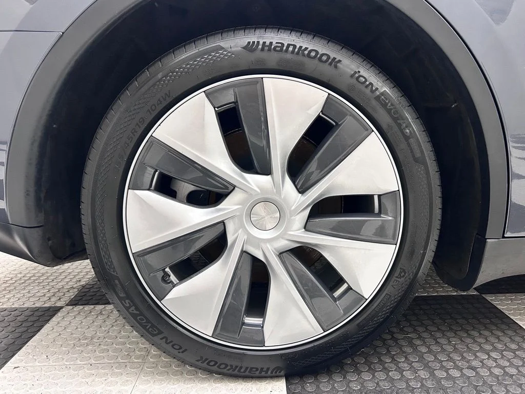 Used 2023 Gray Tesla Long Range image 8