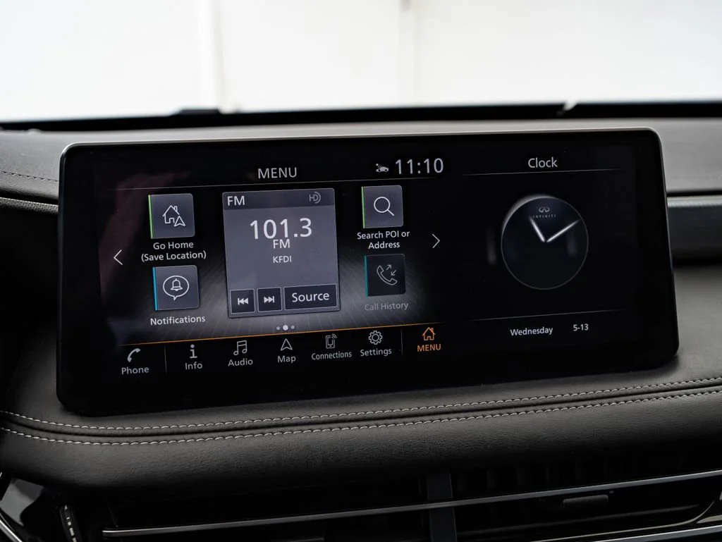 Used 2023 Warm Titanium INFINITI LUXE image 33