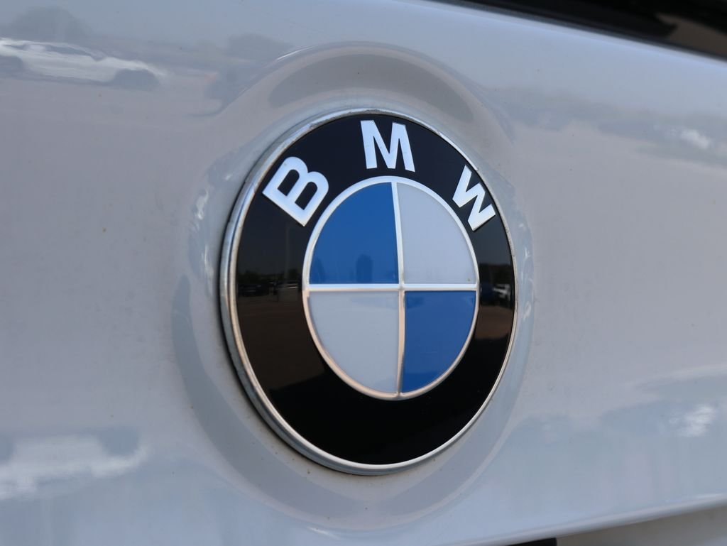 Used 2021 White BMW M image 20