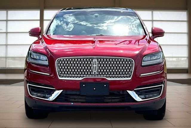 Used 2020 Red Lincoln Reserve image 3