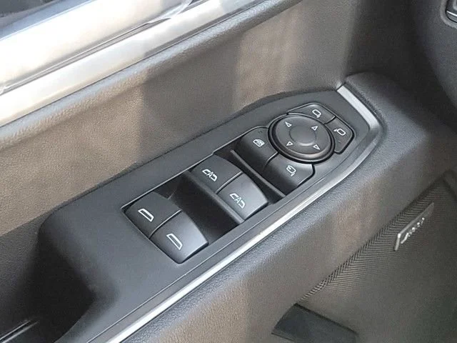 2026 Chevrolet Silverado 1500 LTZ - Photo 30