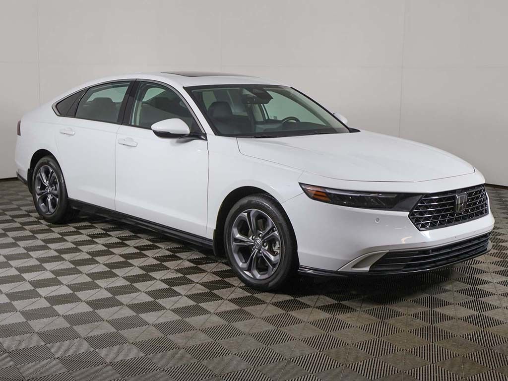 2024 Honda Accord Hybrid EX-L - Photo 2