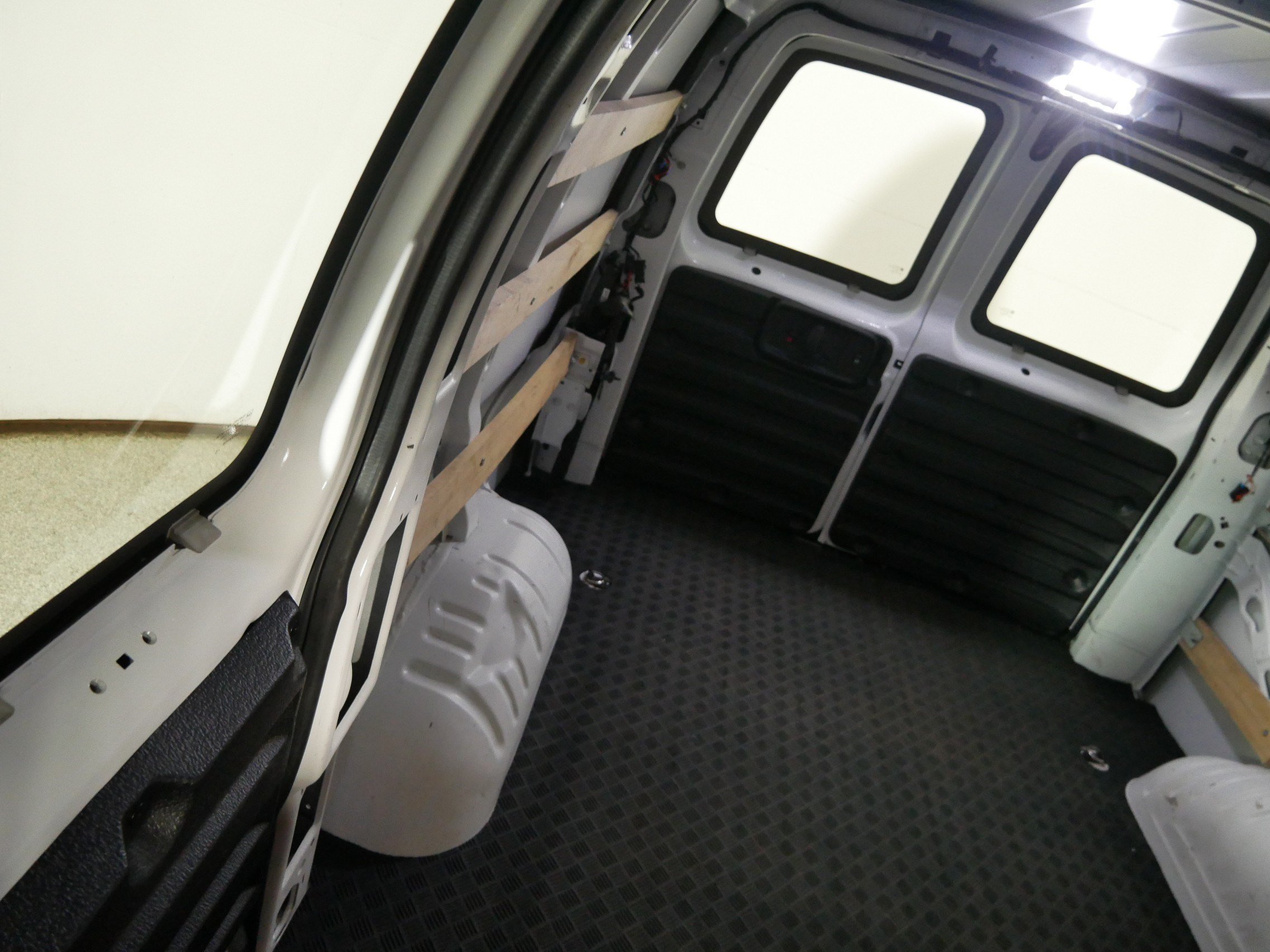 Used 2025 Summit White Chevrolet WT image 12