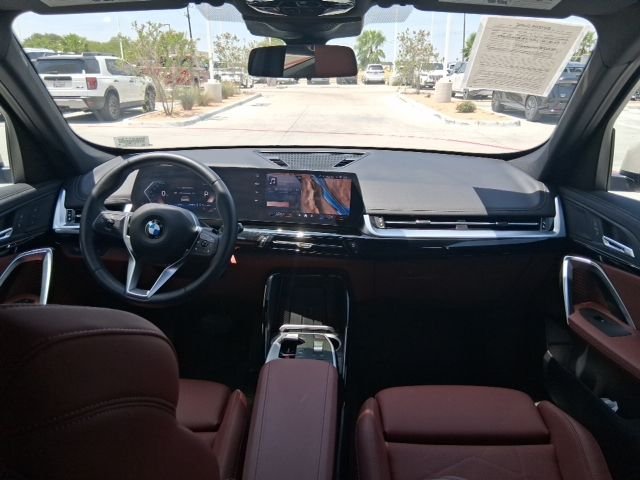 Used 2026 Beige BMW xDrive28i image 10