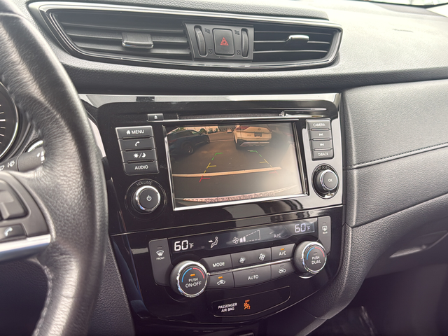 Used 2018 Gray Nissan SV image 15