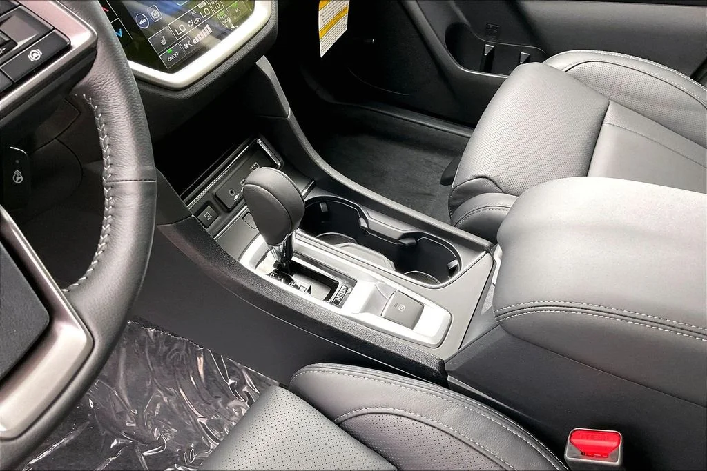 New 2026 SAPPHIRE BLUE PEARL Subaru Limited 7-Passenger image 9