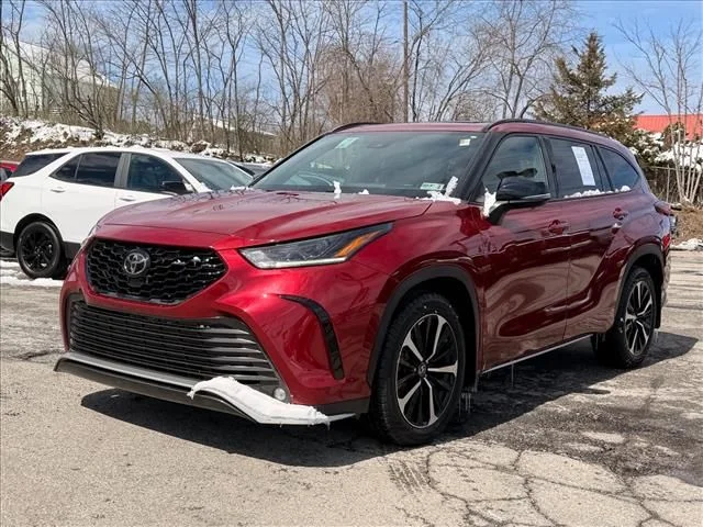 2022 Toyota Highlander XSE - Photo 9