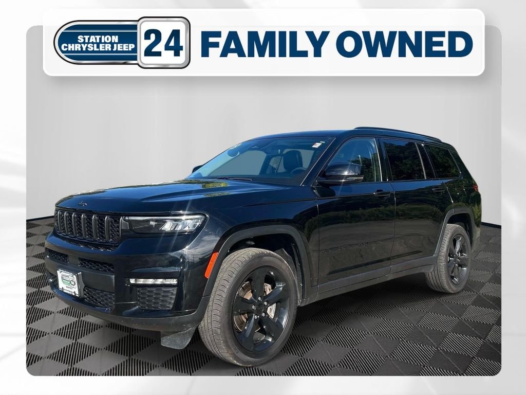 Used 2023 Black Jeep Limited image 1