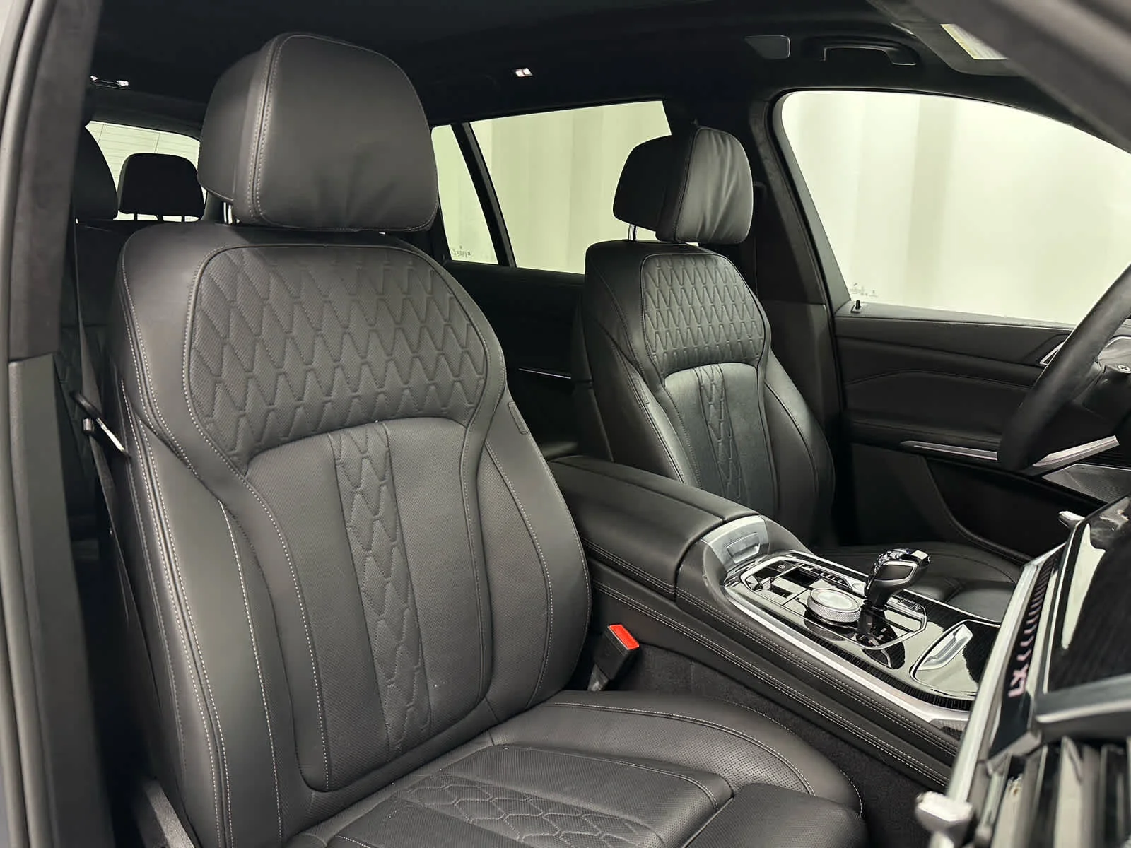 Used 2025 Skyscraper Grey Metallic BMW ALPINA XB7 image 20
