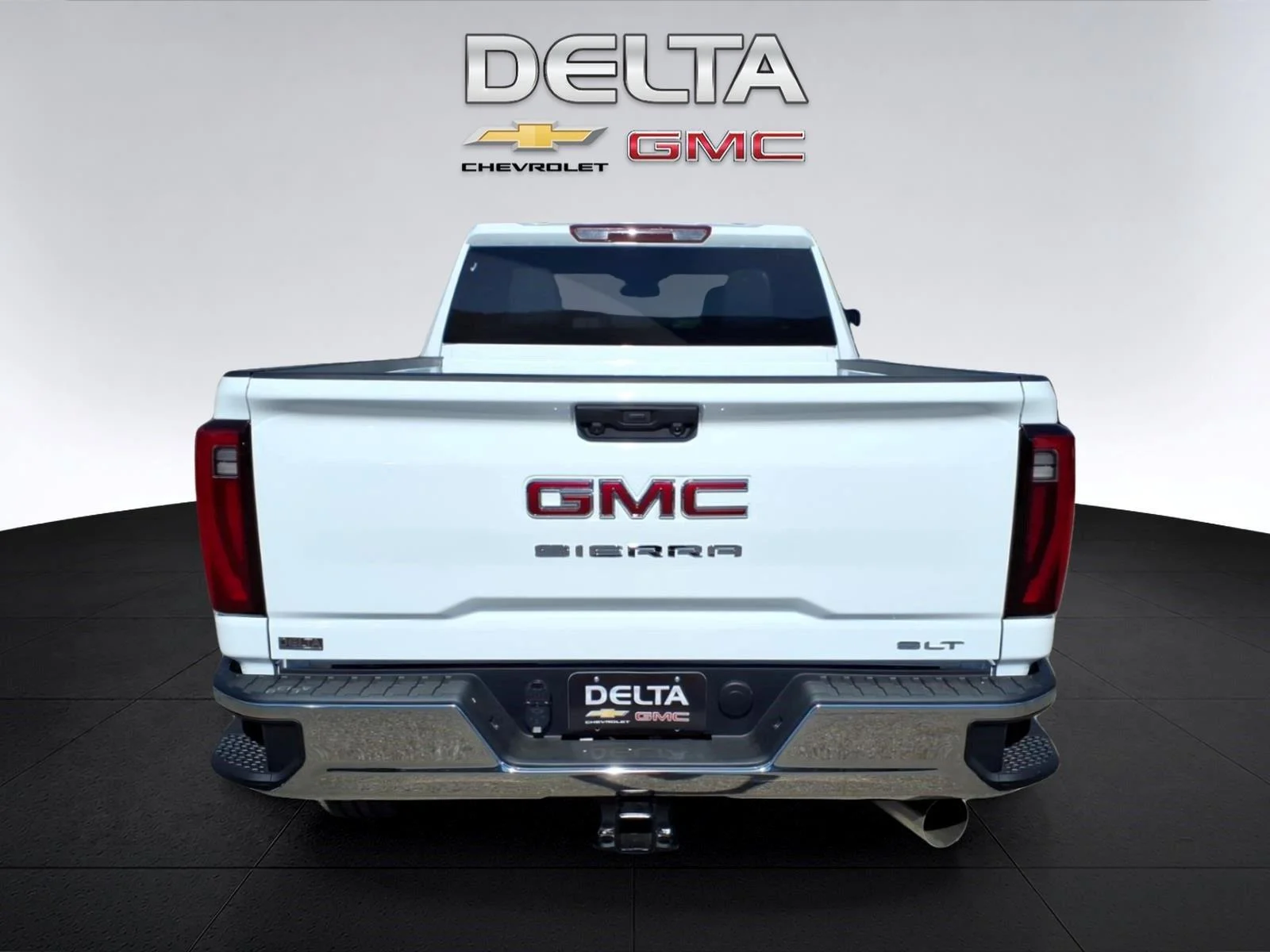 New 2026 Summit White GMC SLT image 4
