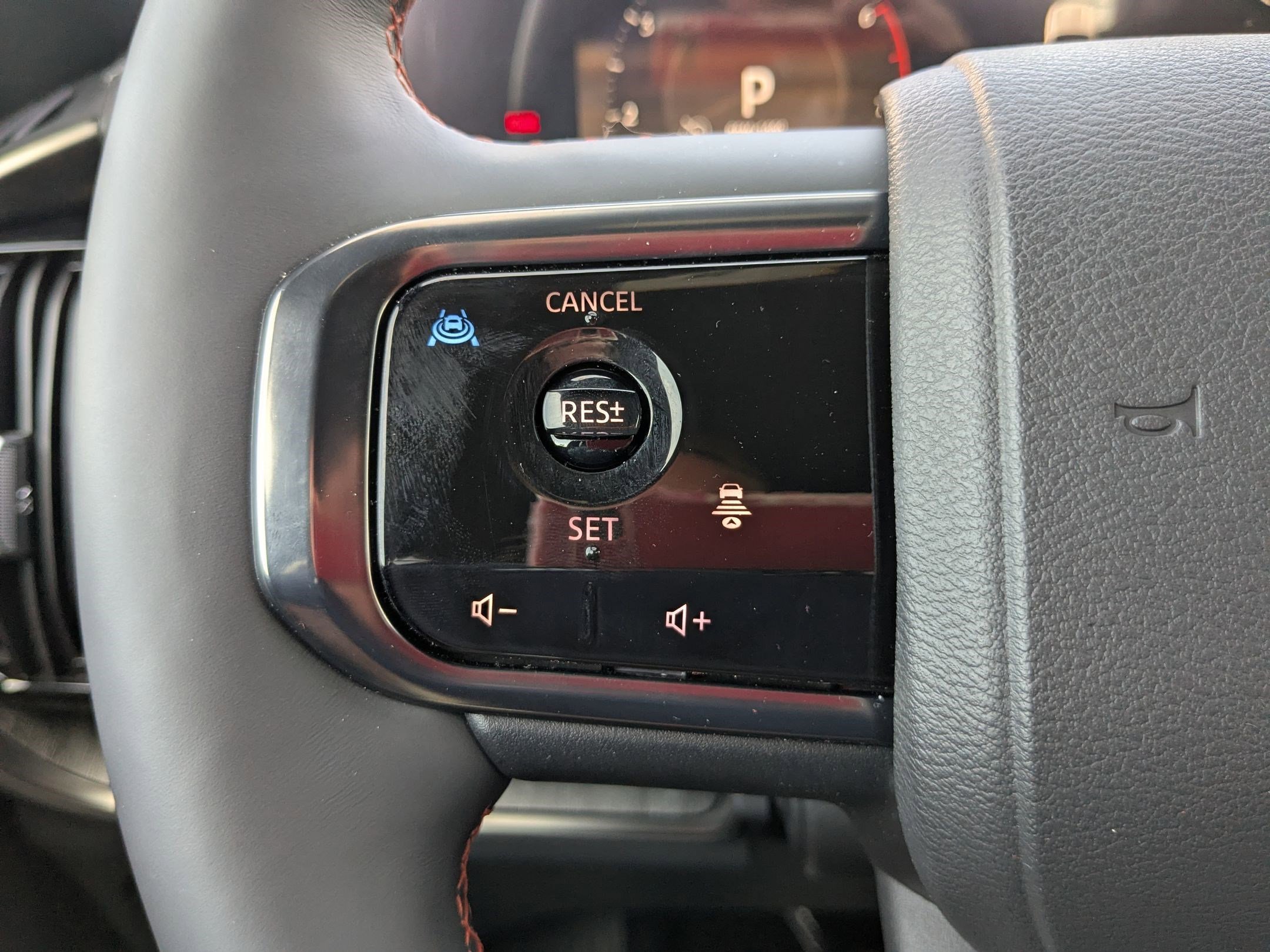 2025 Nissan Armada PRO-4X - Photo 17