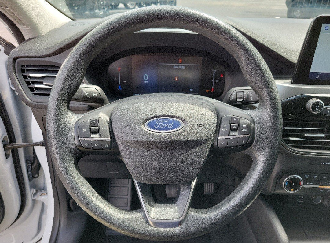 Used 2025 Oxford White Ford Active image 22