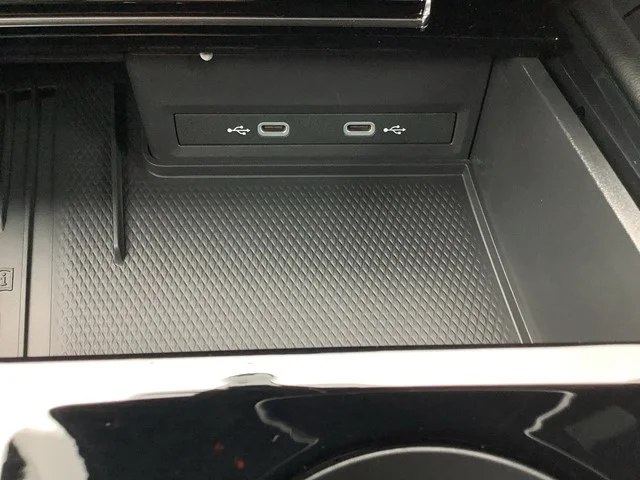 New 2026 Deep Black Pearl Volkswagen 2.0T SE W/TECHNOLOGY image 21