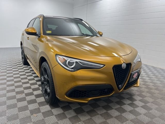 2022 Alfa Romeo Stelvio Ti Veloce AWD's photo