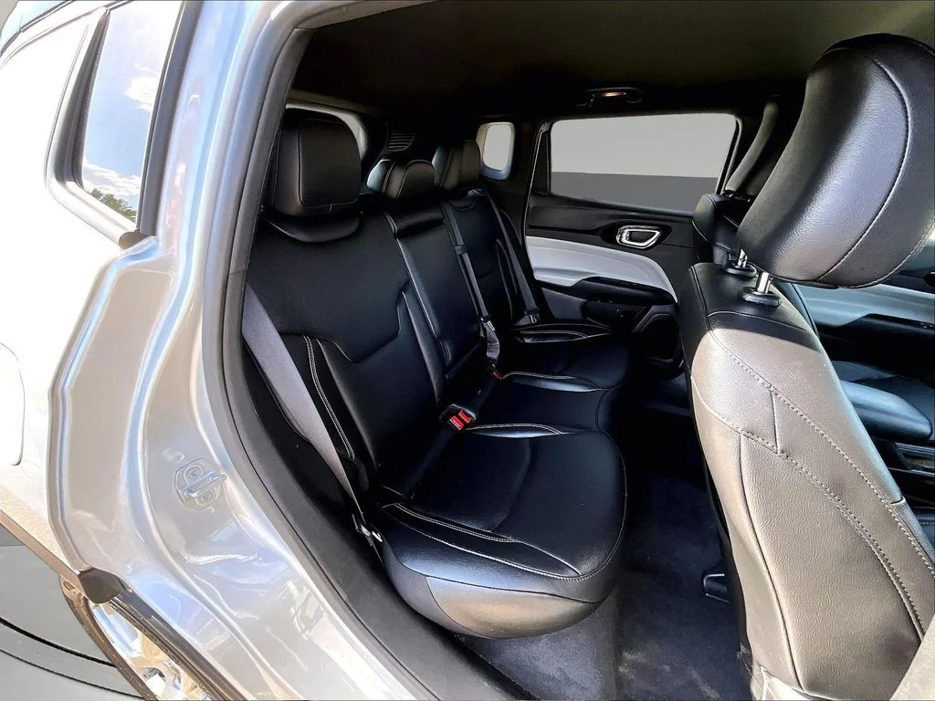 2025 Jeep Compass Limited - Photo 29