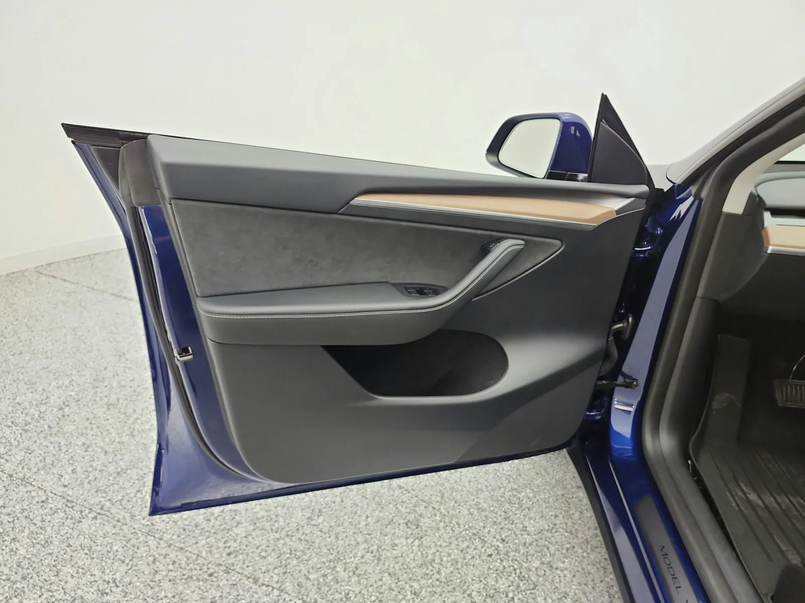 Used 2025 Deep Blue Metallic Tesla Long Range AWD *Ltd Avail* image 13