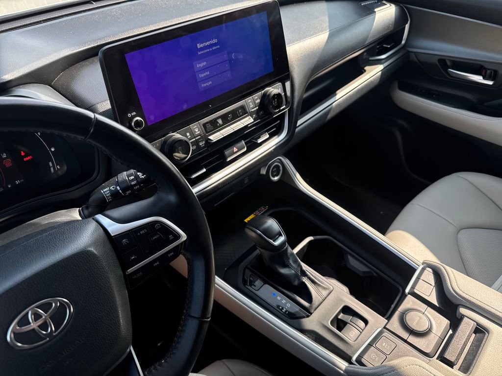 Used 2024 Beige Toyota XLE image 33