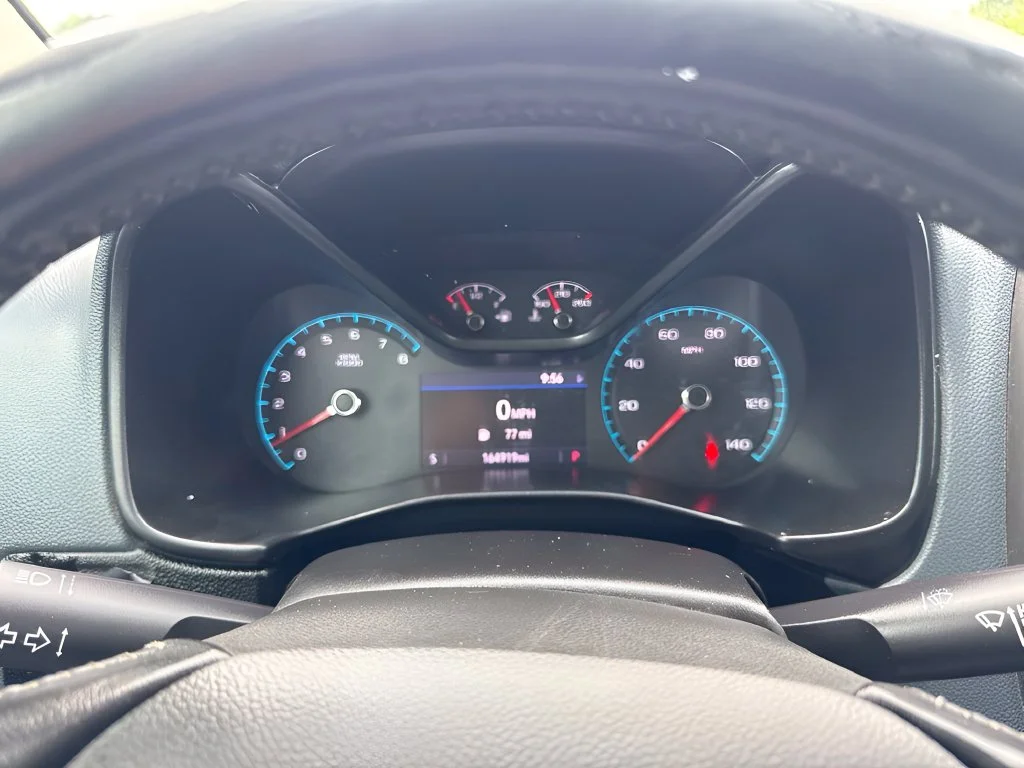Used 2022 Gray Chevrolet Z71 image 12