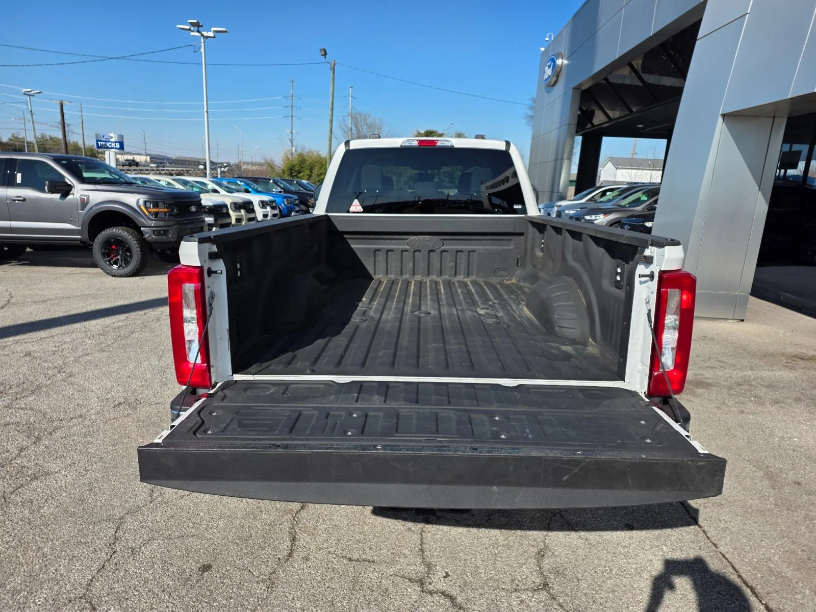 Used 2025 White Ford 2025 FORD F-350 XLT CREW CAB DRW 4DR 176 WB 4WD H image 6