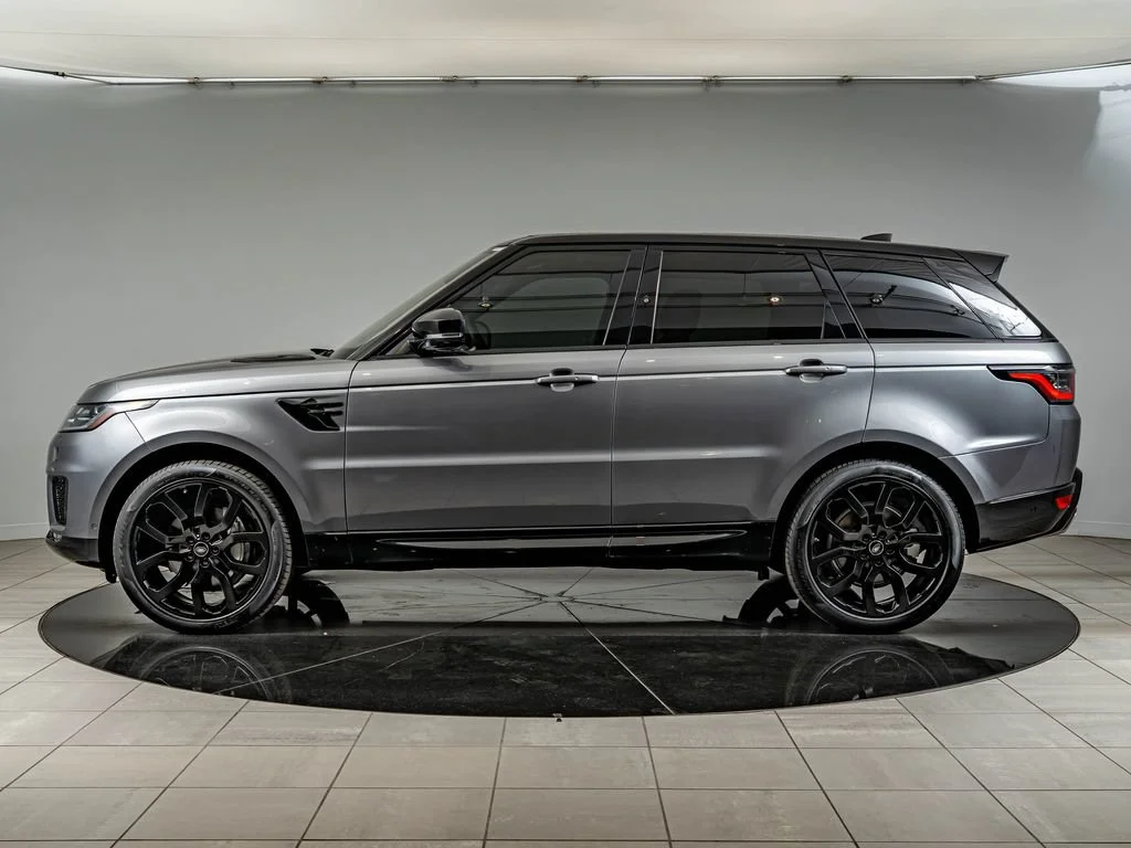 Used 2021 Eiger Gray Metallic Land Rover HSE Silver Edition image 8
