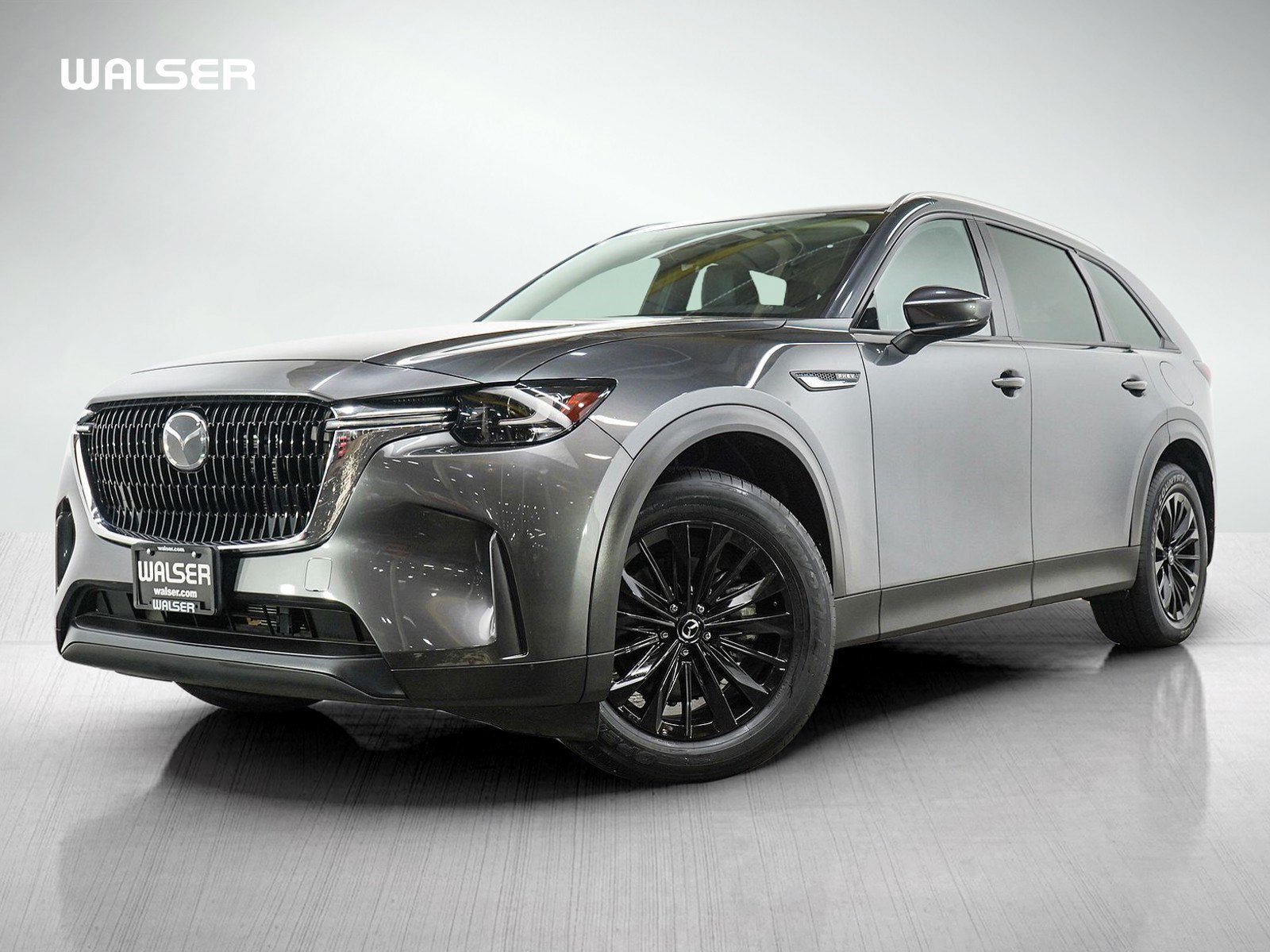 Used 2024  Mazda Preferred image 1