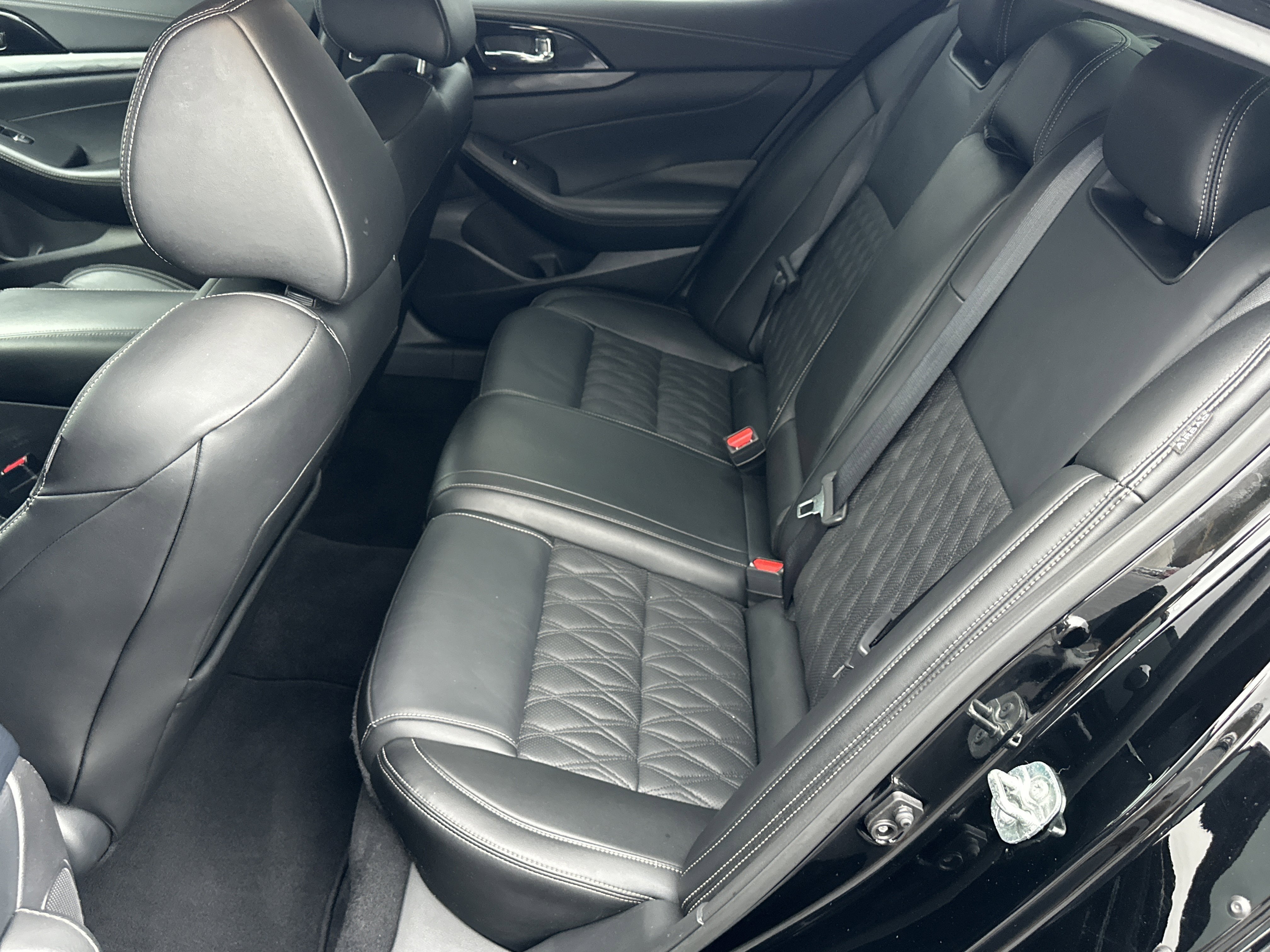 Used 2023 Super Black Nissan Platinum image 20