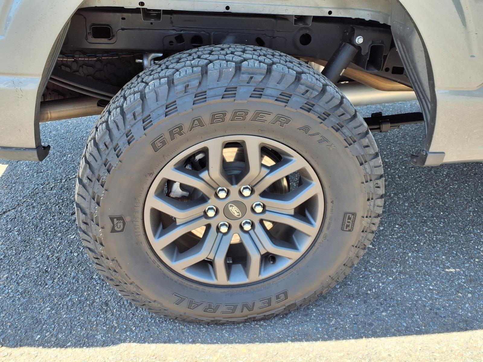 Used 2025 Gray Ford Tremor image 13