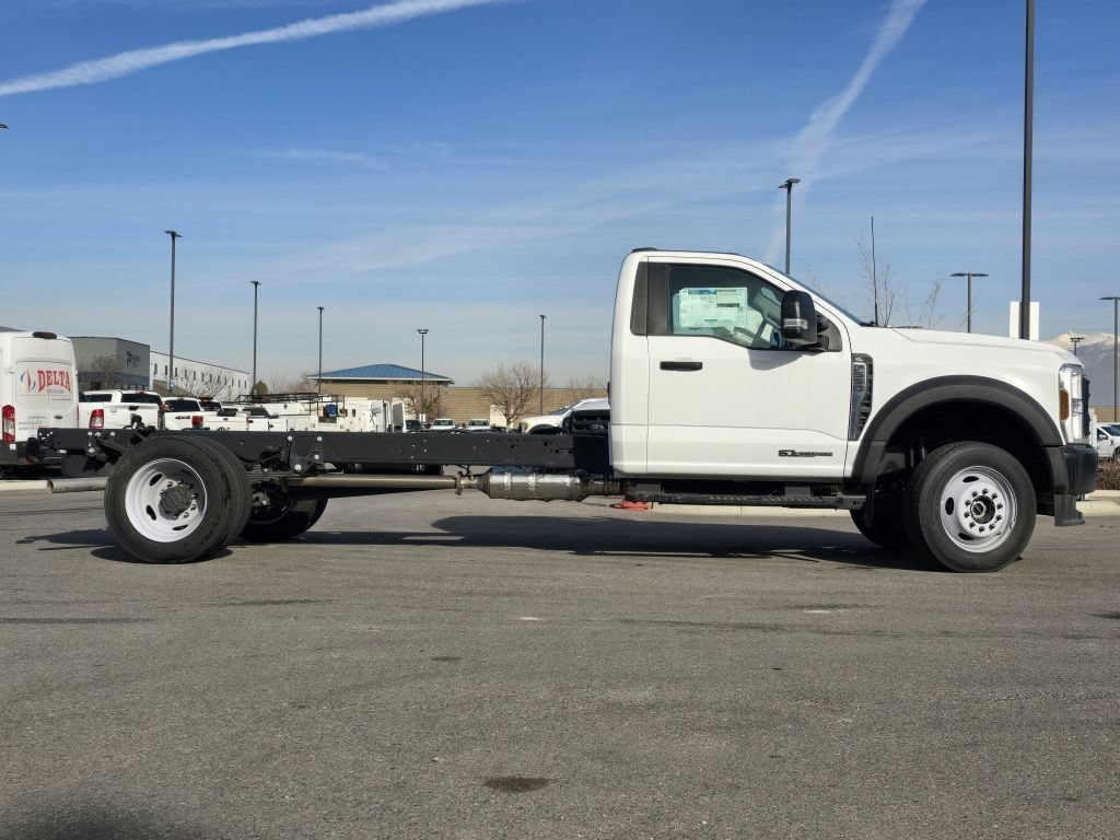 New 2025 Oxford White Ford XL image 23