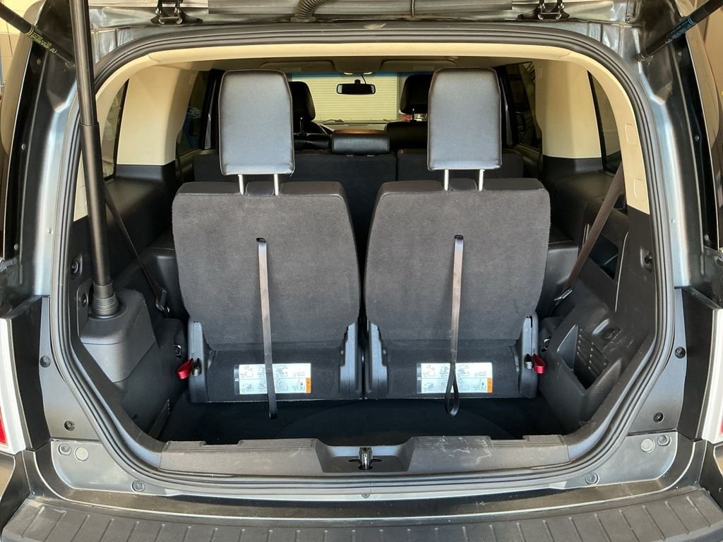 Used 2019 Gray Ford SEL image 13