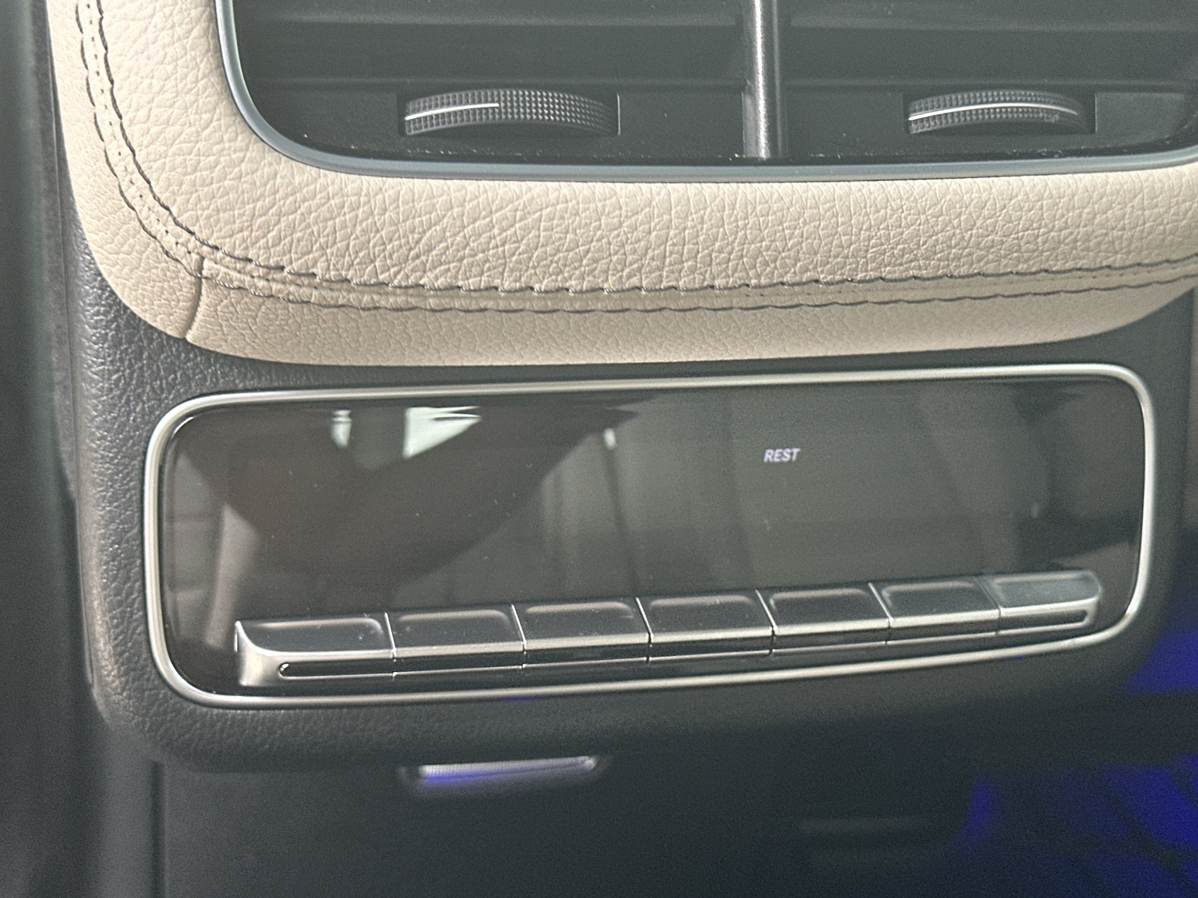 Used 2025 Gray Mercedes-Benz GLS 450 image 27