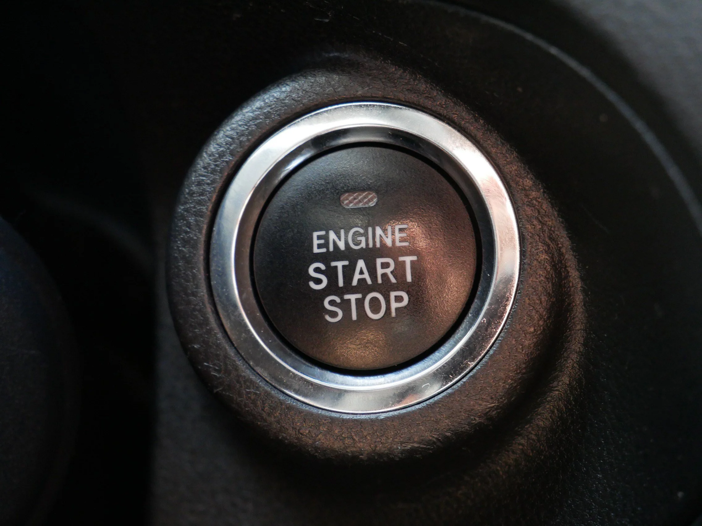 Used 2024 Ice Silver Metallic Subaru Premium image 31