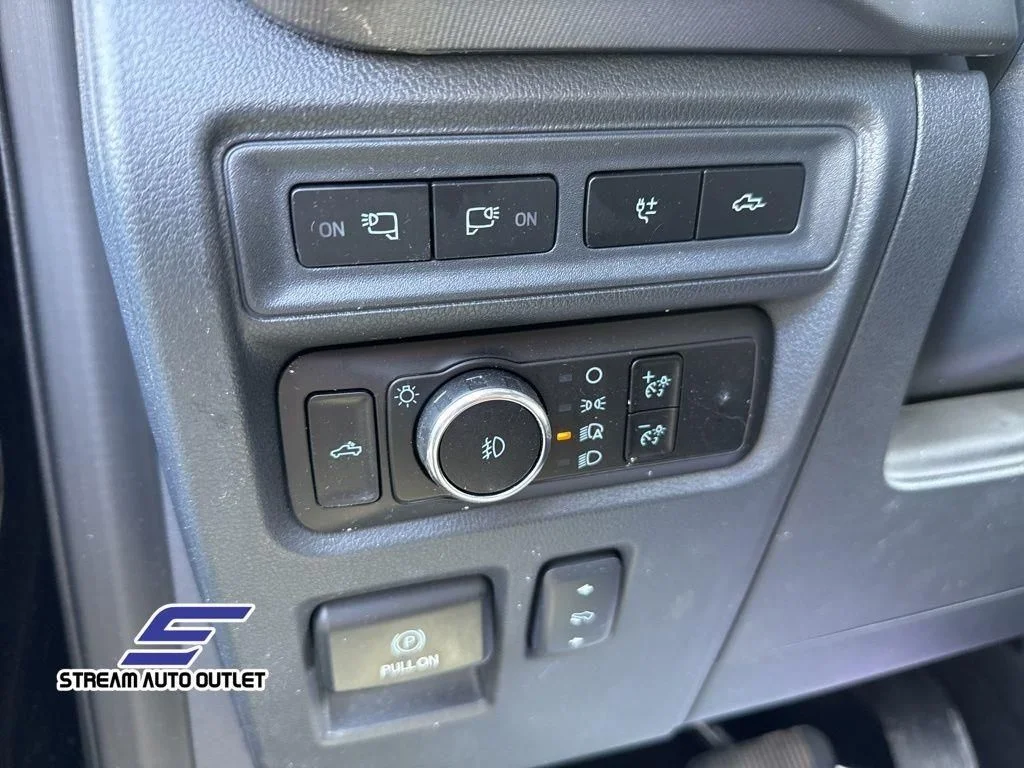2023 Ford F-150 Platinum - Photo 15